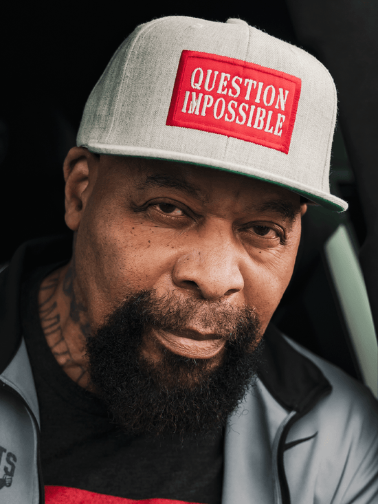 Iron Addicts Question Impossible Hat (Grey / Red)