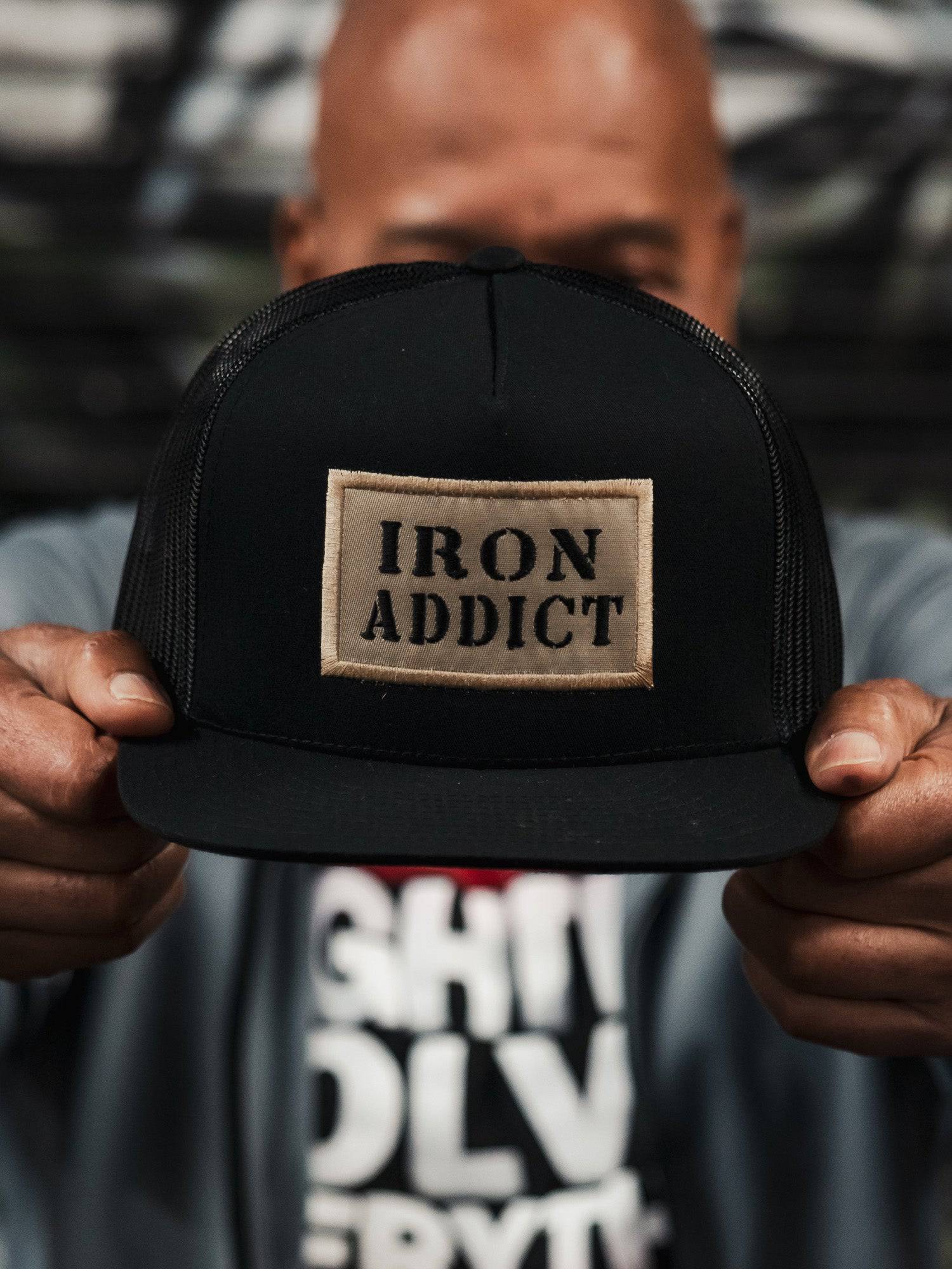 Snapback Hat Iron Addict Black and Gold